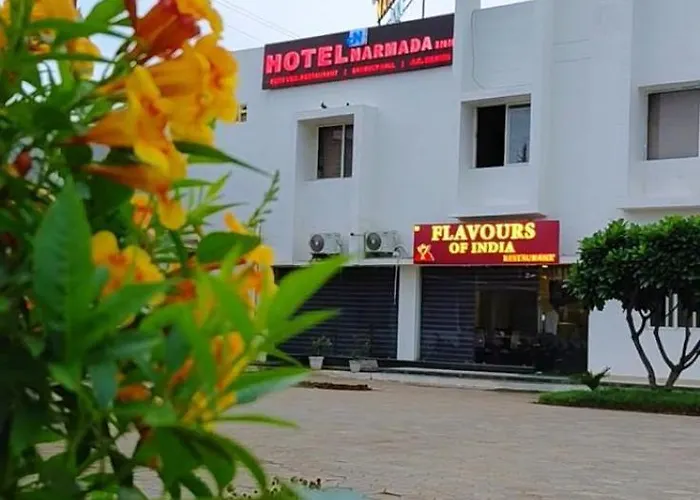 Hotel Narmada Inn
