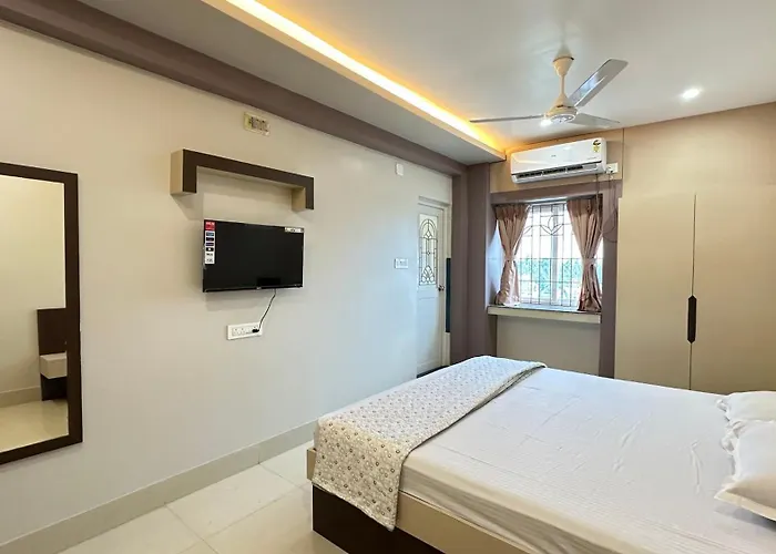 City Palace Hotel & Banquet