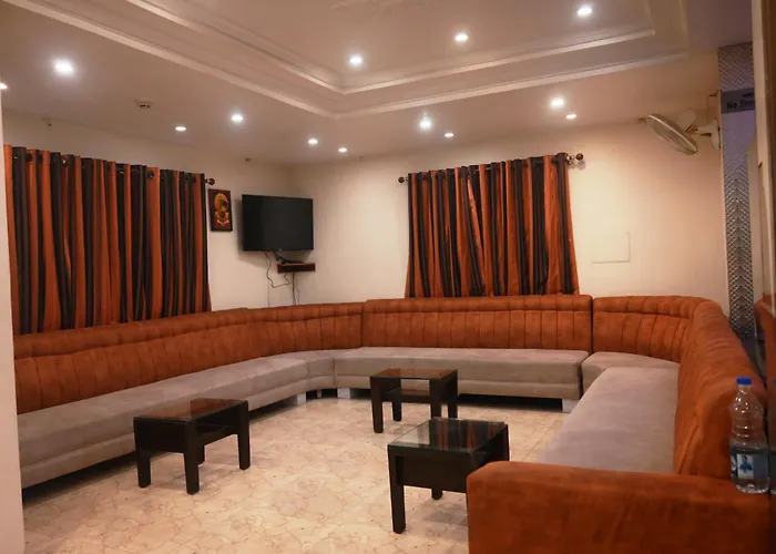 Hotel Saptaparna