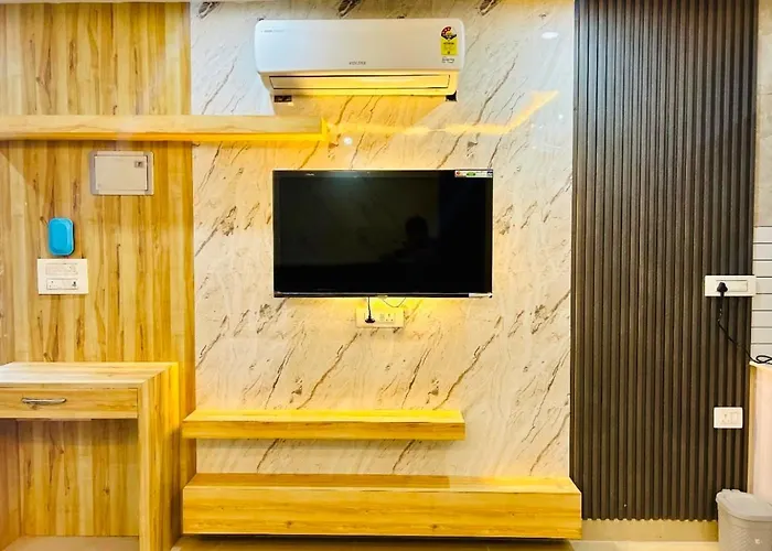 Alpine Aura Studio In Rajpur Malsi