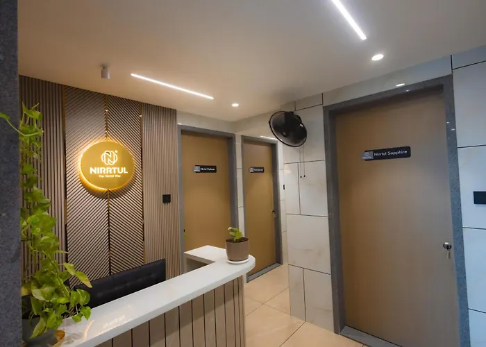 Nirrtul Crystal 1Bhk Apartment Cozy & Quite