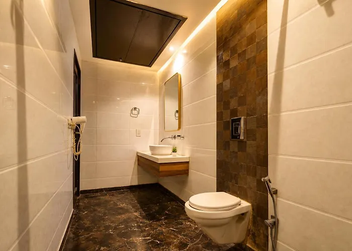 Hotel Krishna - By Rcg Hotels, Centrally Located, New Delhi