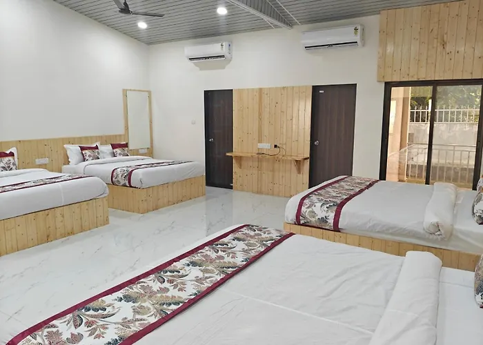 Peak Paradise Resort
