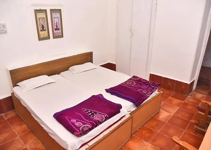 Hotel Grand Barrack