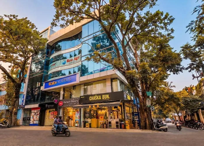Fabhotel Crown Heights - Nr Koramangala Club