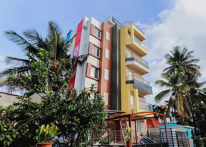 Collection O Rajajinagar Industrial Estate Hotel Bangalore