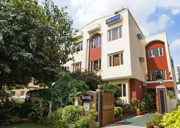 Fabhotel Altus