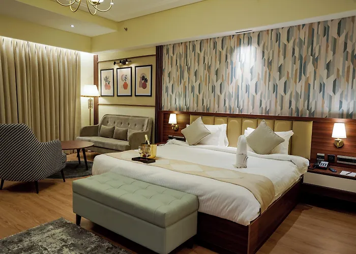 M2 Square By Monday Premium Hotel Nagpur
