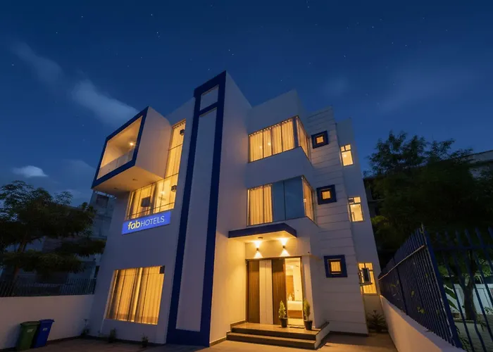 Fabhotel Oyster Villa
