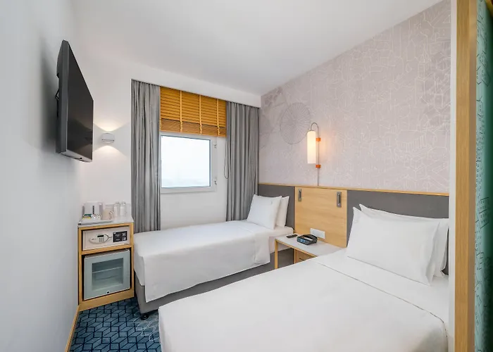 Hotel Caspia Pro Greater Noida