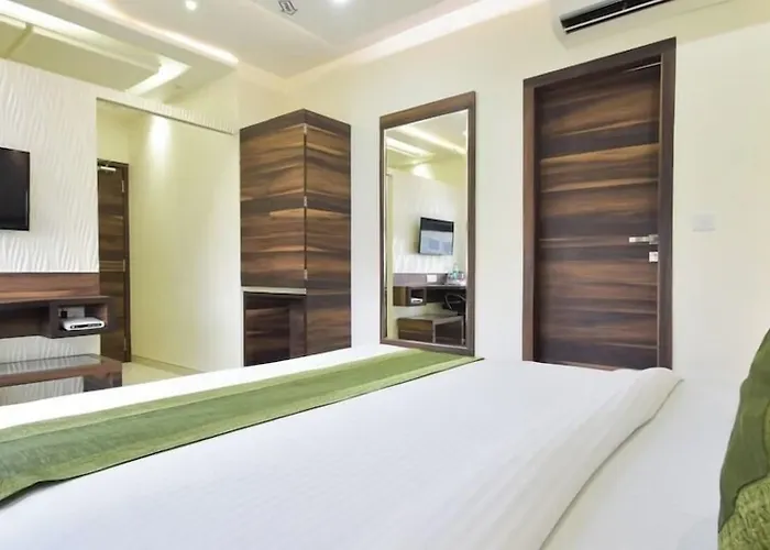 Hotel Palliate Ahmedabad