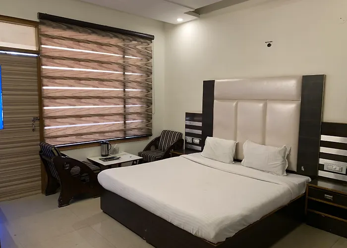 Hotel Citi Heights Chandigarh