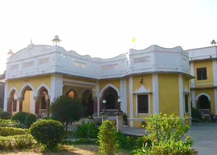 Bhanwar Vilas Palace