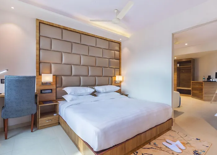 Aura One Hotel Kochi