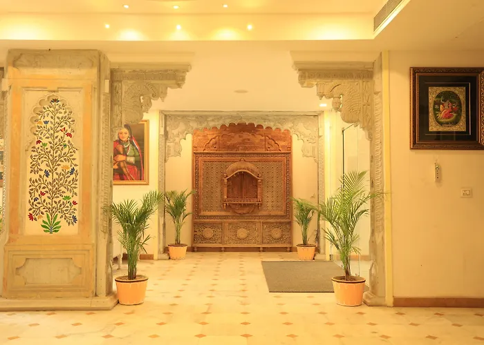 Bloom Boutique L Lake Pichola Udaipur