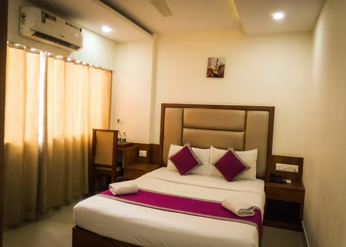 Nexstay Crystal Residency