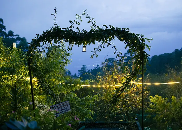 Dolphin Nose Retreat Bed & Breakfast Kodaikanal