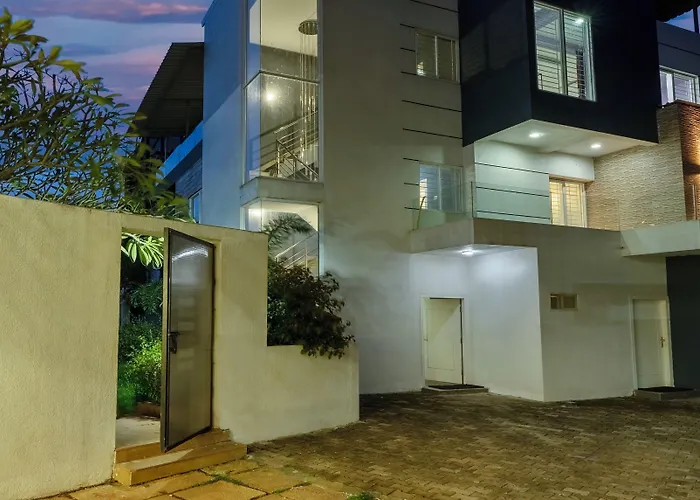 Treebo Midvalley Residence