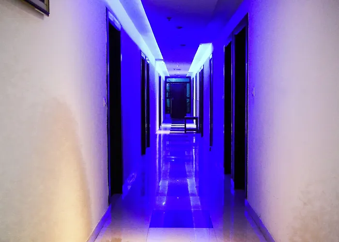 Hotel Samovar By Goyal Hoteleirs Agra 