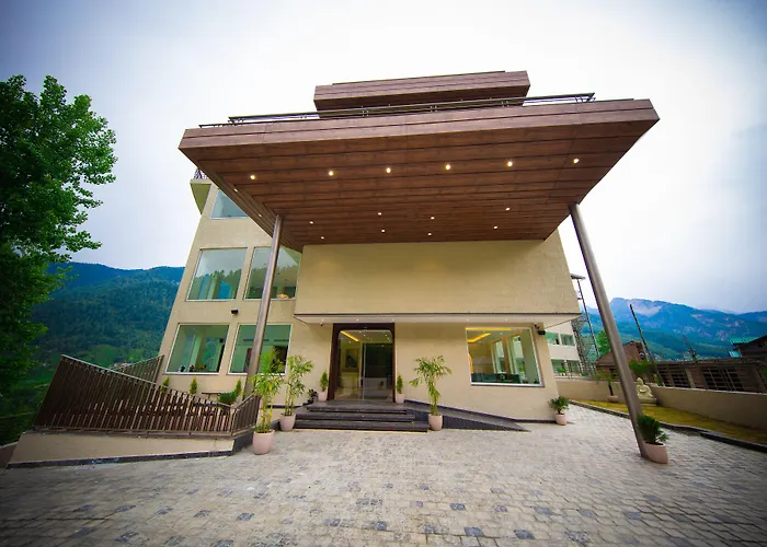 Justa Grand View Resort & Spa, Manali