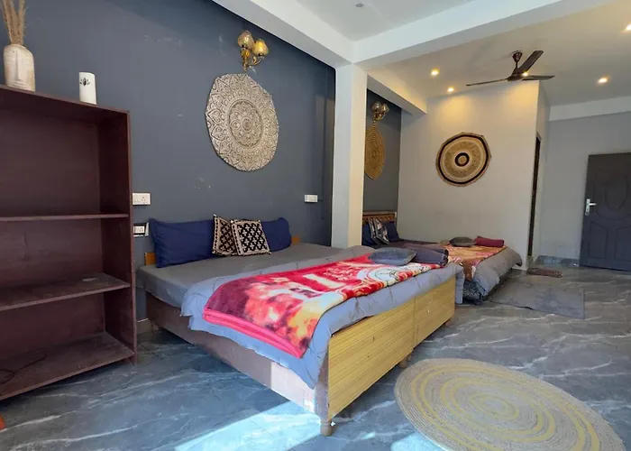 Shanti Cafe - Signature Stays Kasol
