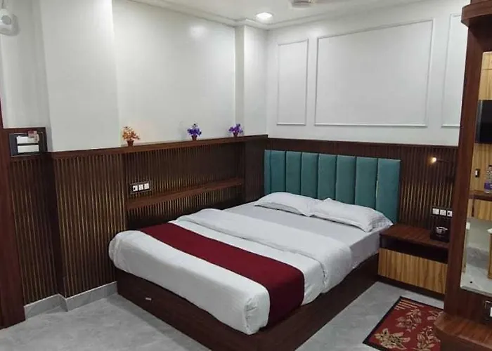 Hotel O K2
