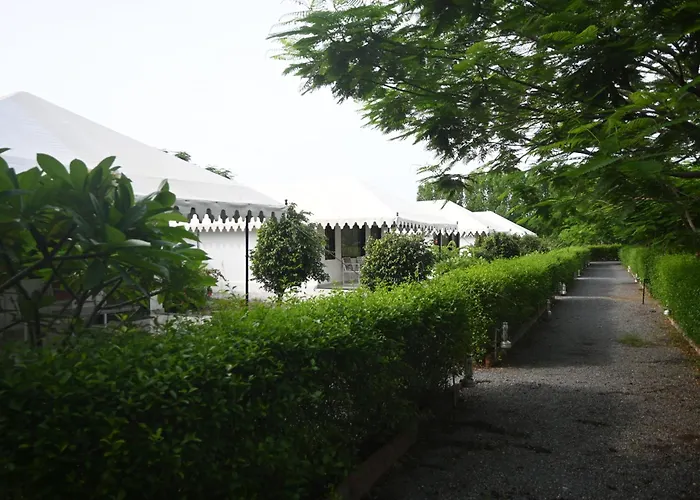 Jawai Empire Resort By Premier Hotels - Luxury Tent & Cottage Stay - Leopard Safari Near Jawai Dam