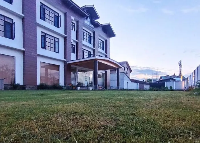 Fair Mount, Airport Road, Humhama Srinagar