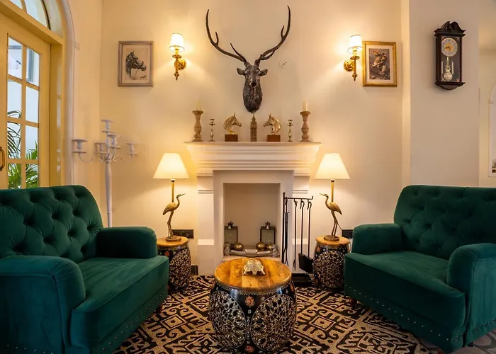 Hotel White Rabbit