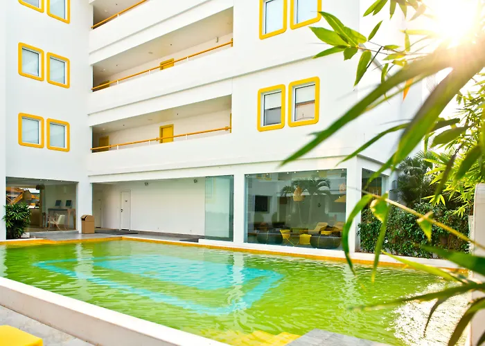 Bloom Hotel - Calangute