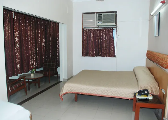 Hotel Raviraj Pune