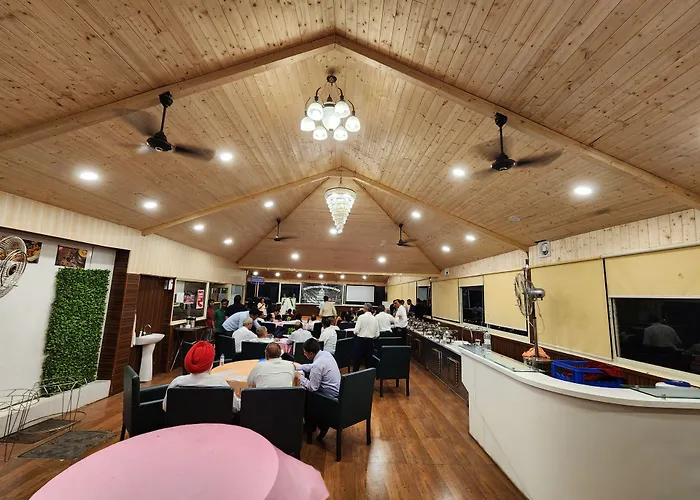 Hotel Rajpur Heights