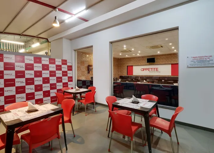 7 Apple Hotel, Vadodara