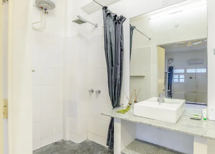Itsy Hotels Red Lotus Heritage, Promenade Beach Pondicherry