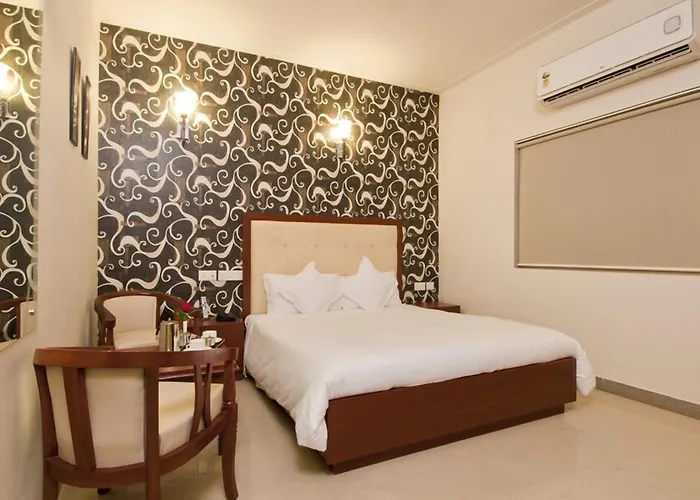 Hotel Deviram Palace Agra 
