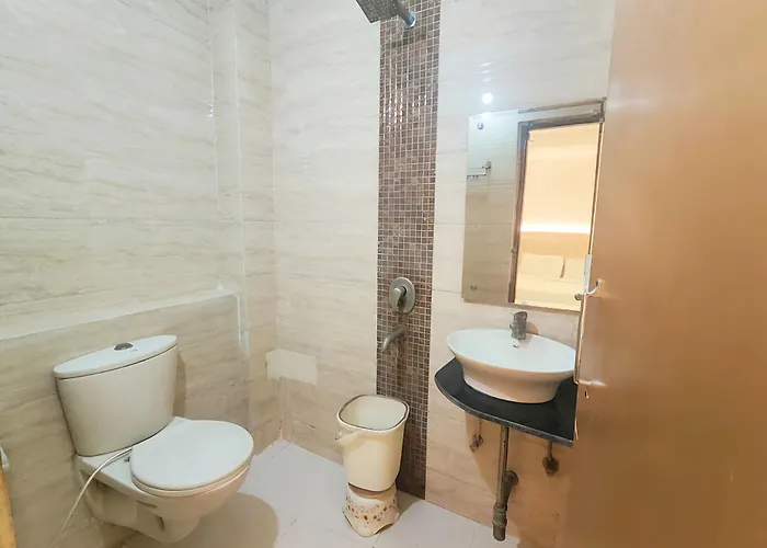 Hotel Nirmal Mahal - Paharganj - New Delhi