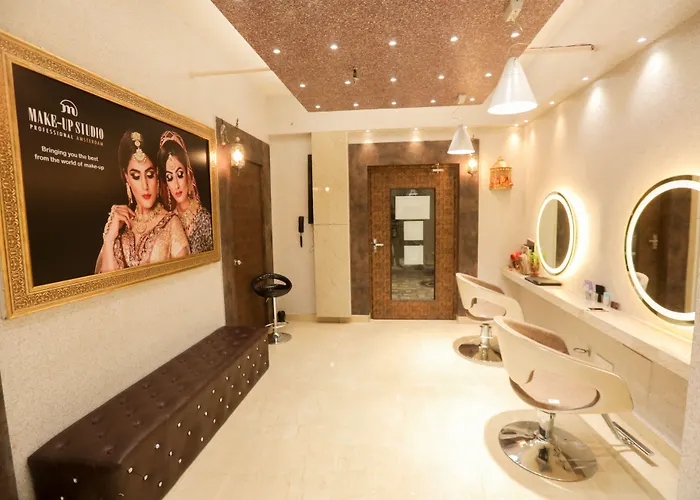 Ramada Jamshedpur Bistupur Hotel
