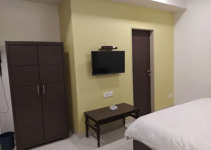 Pals Hotel Mumbai