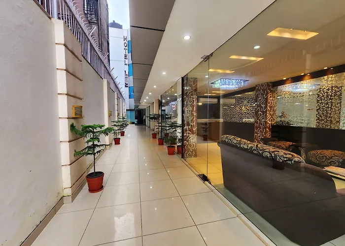 Hotel Lee International