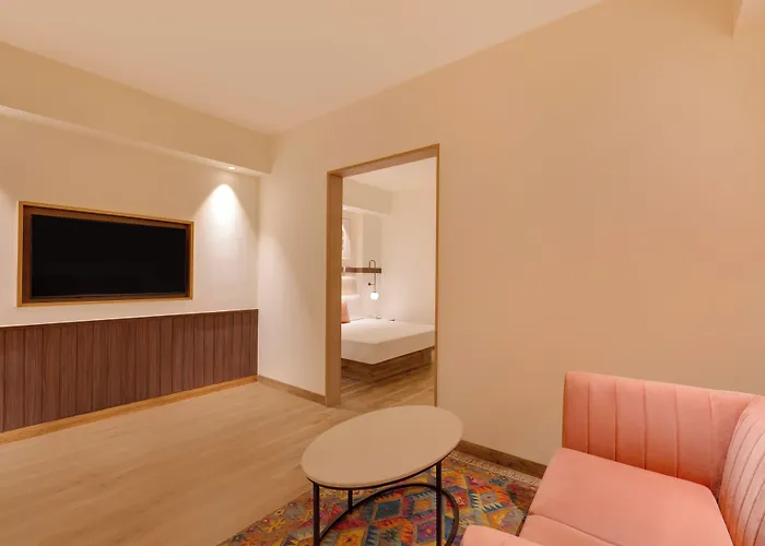 Red Fox By Lemon Tree Hotels, Hyderabad