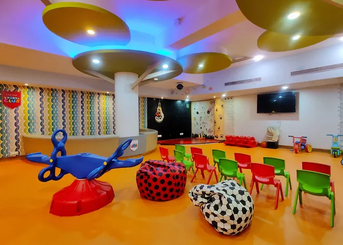 Fariyas Resort Lonavala