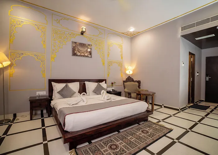Hotel Laxmi Niwas - A Heritage Retreat