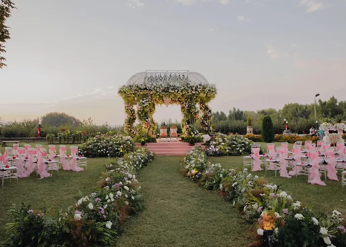 The Lalit Grand Palace Srinagar
