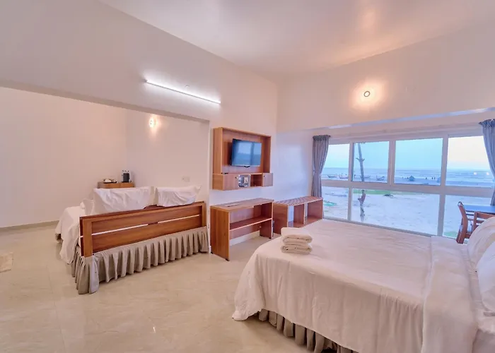 Alleppey Holiday Beach Resort By Voye Homes