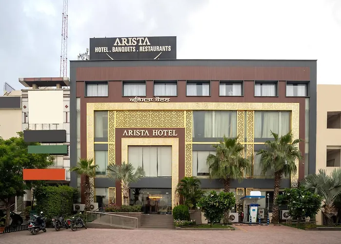 Treebo Premium Arista Hotel Kharar