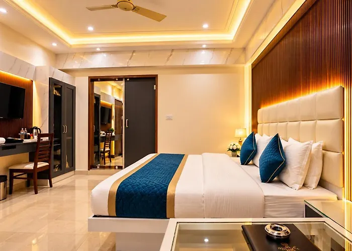 Hotel Baba Deluxe Near New Delhi Railway Station And City Center -By Rcg Hotels