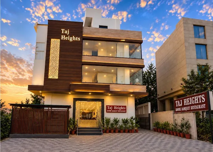 Hotel Taj Heights Agra 