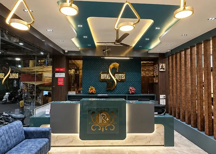 Hotel Royal Suites +