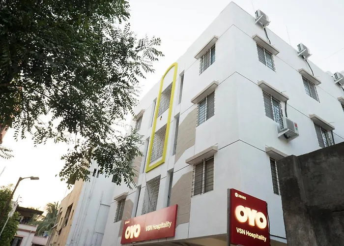 Hotel O Rvc Hospitality Near Pune Airport