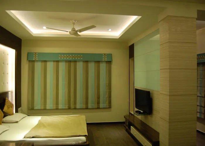 Hotel Purva Indore